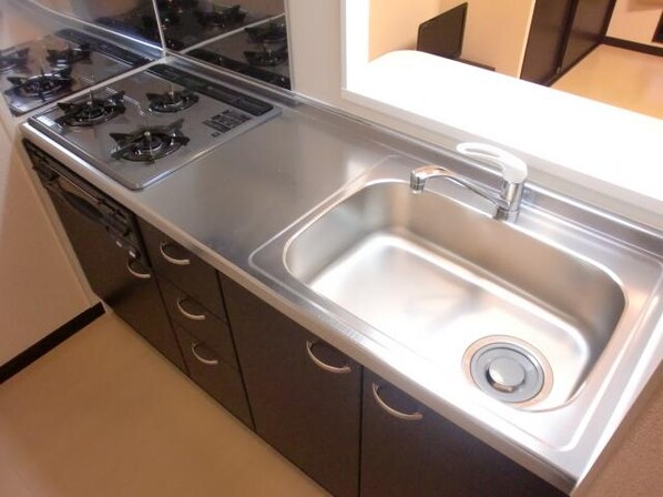 レオネクストフォンティーヌIIIの物件内観写真